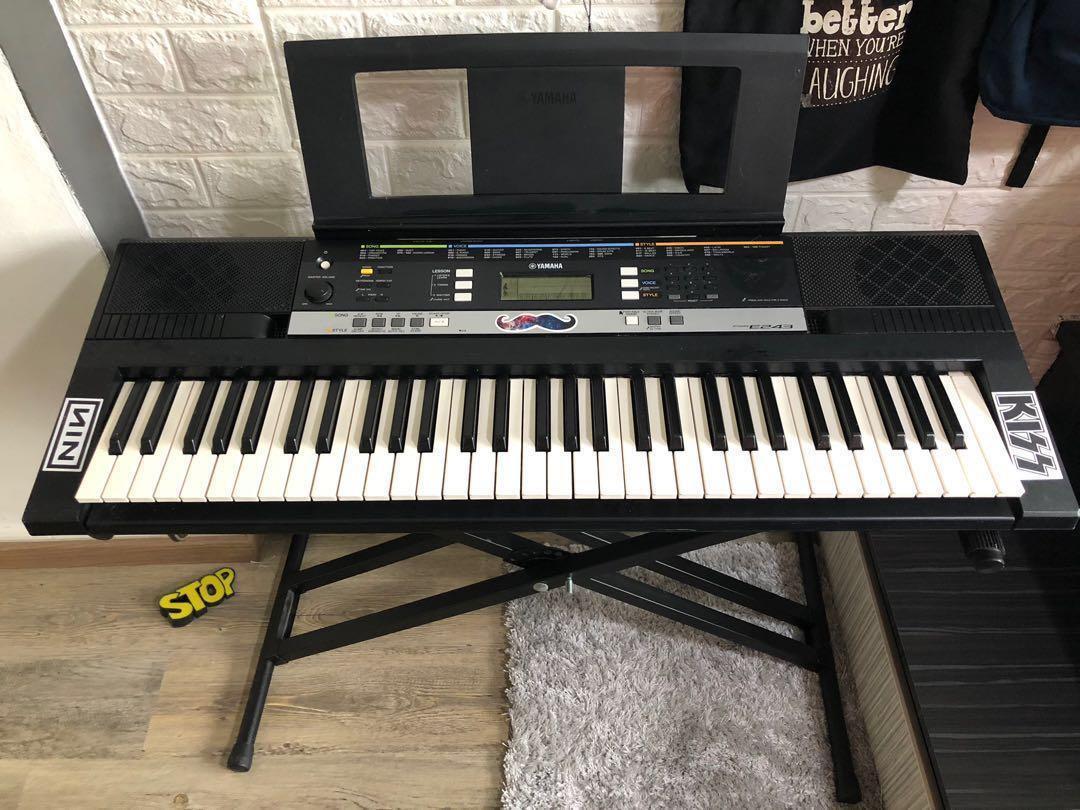 Yamaha e