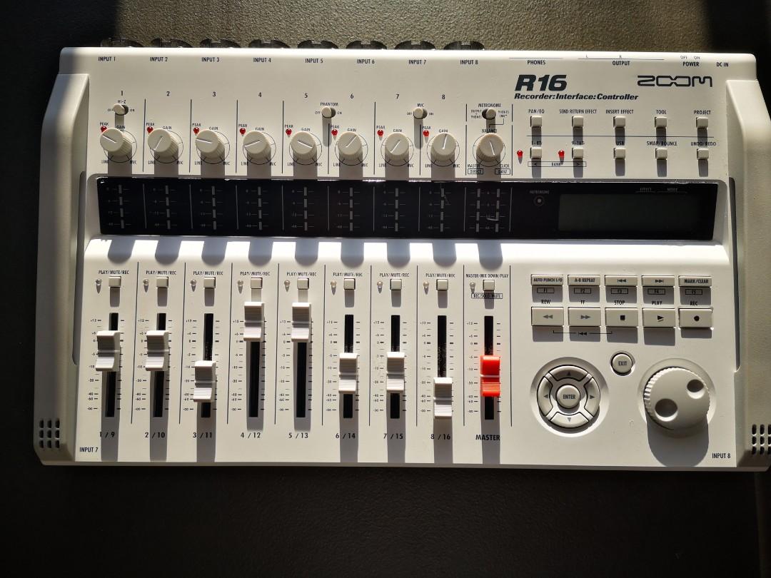 Zoom R16 MultiTrack Recorder, Mixer, Interface & Controller on Carousell