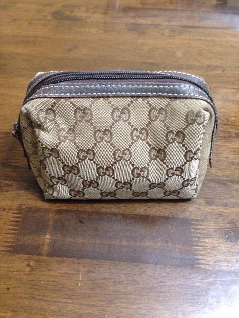 gucci makeup pouch