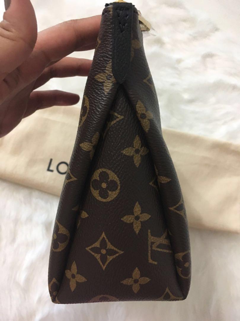 Handbag Review, Louis Vuitton LV Pallas Beauty Case