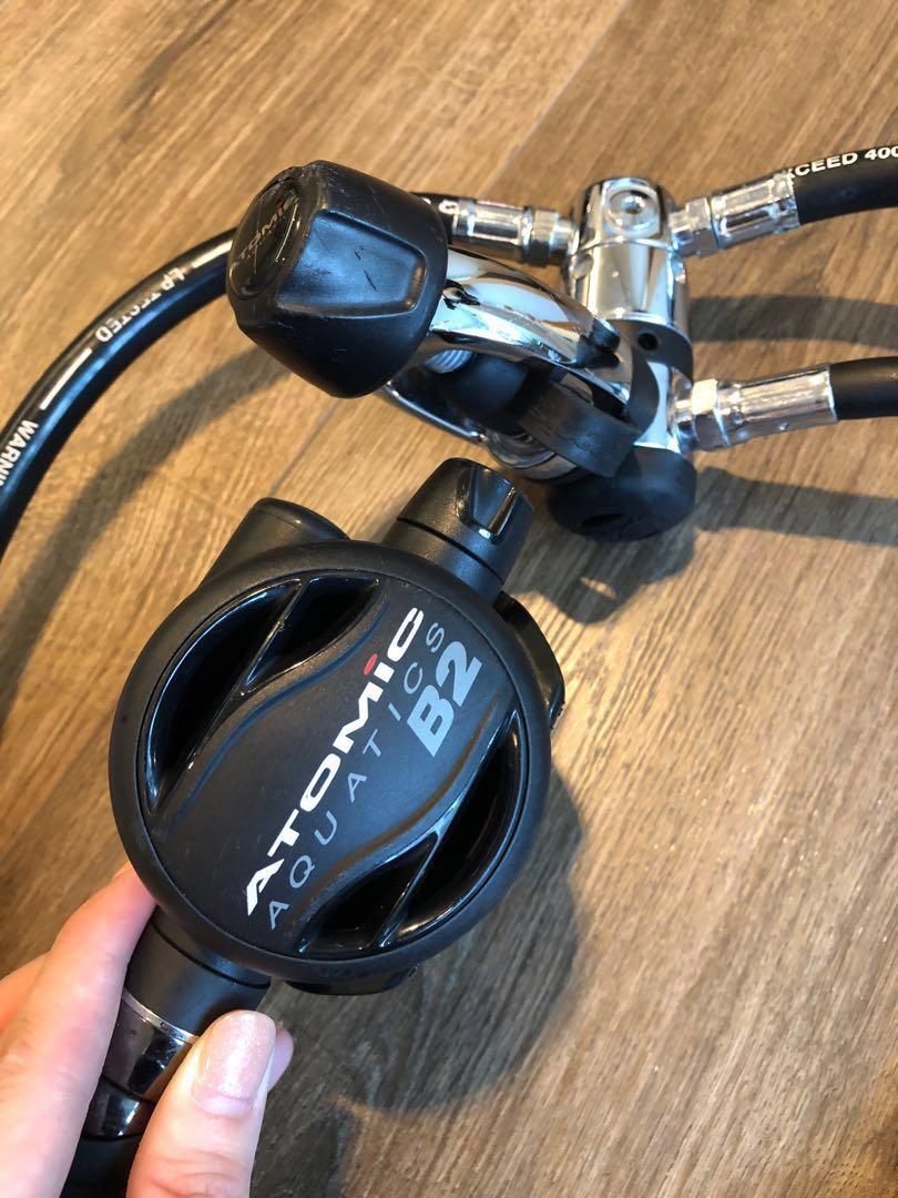 Dive Rite Travelpac Voyager BCD with red SS1 and atomic b2 regulator