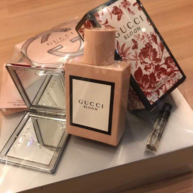 gucci bloom gift