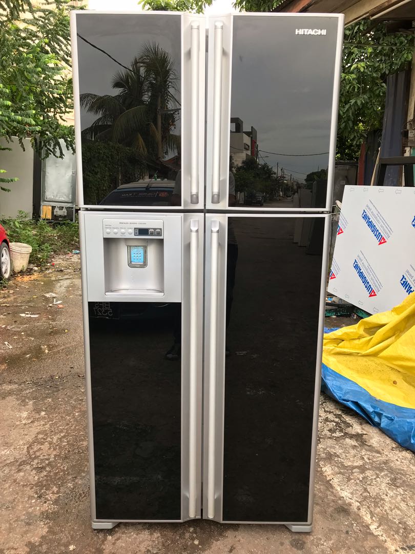 Hitachi refrigerator 4 door & auto ice maker, TV & Home Appliances, Kitchen Appliances