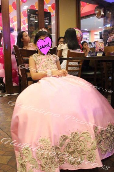 Gowns for 7th birthday discount
