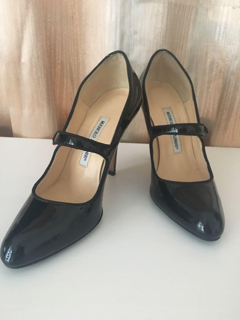 manolo blahnik mary jane shoes