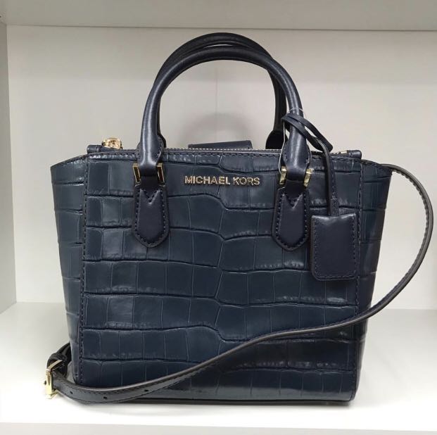 michael kors carolyn small