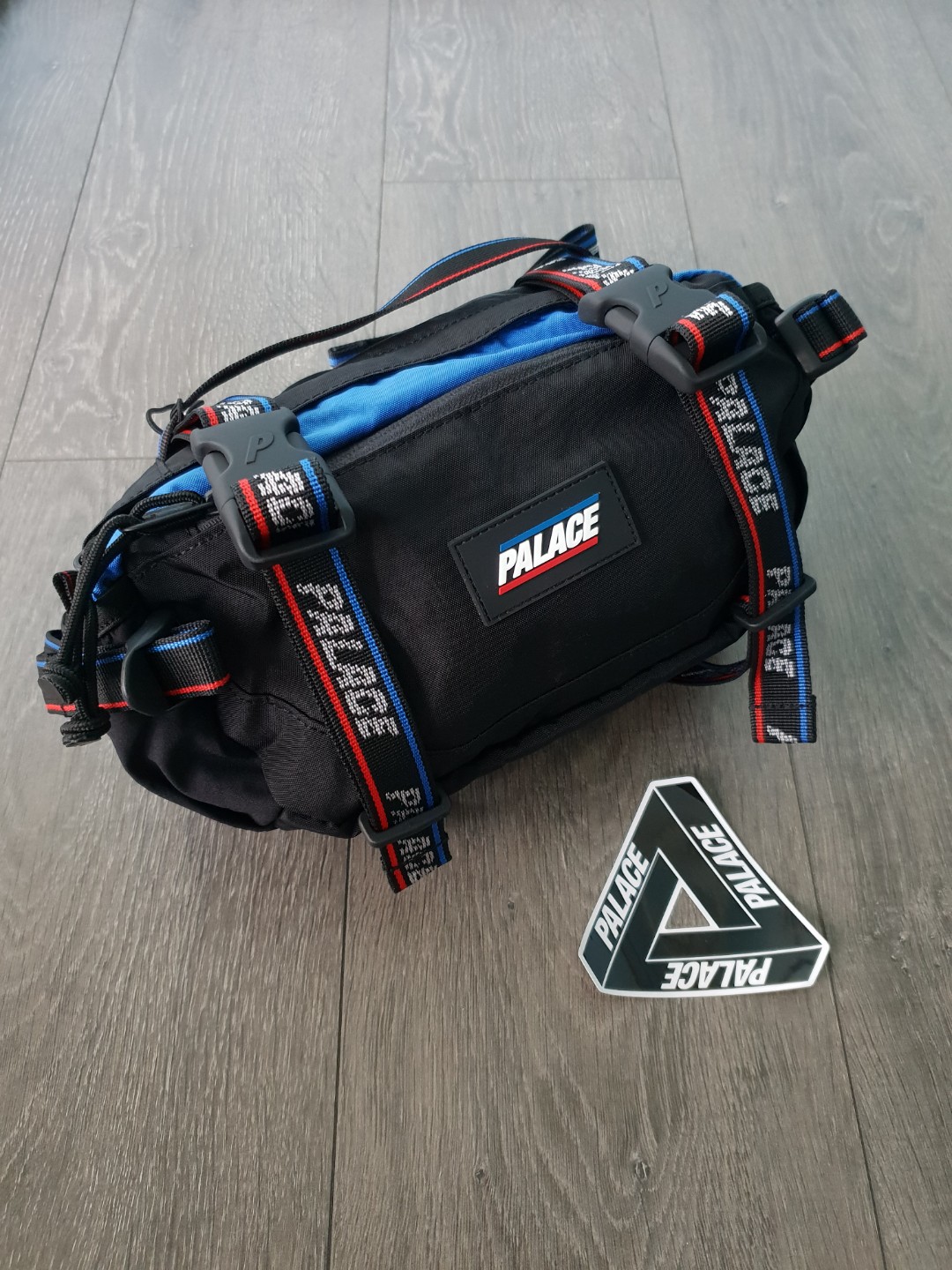 Palace genius bum outlet bag