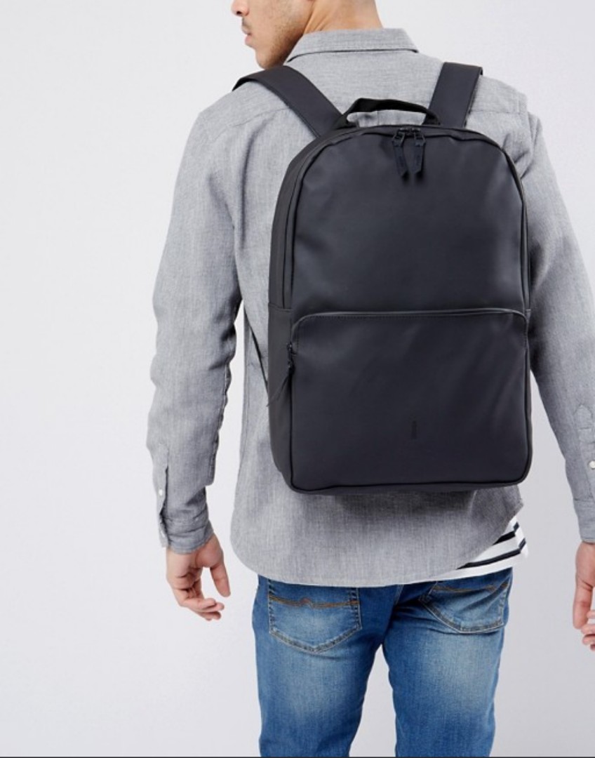 Rains on sale backpack field