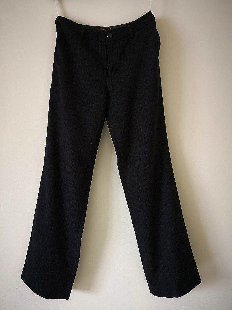 Seluar Slack Hitam Women S Fashion Clothes Bottoms On Carousell