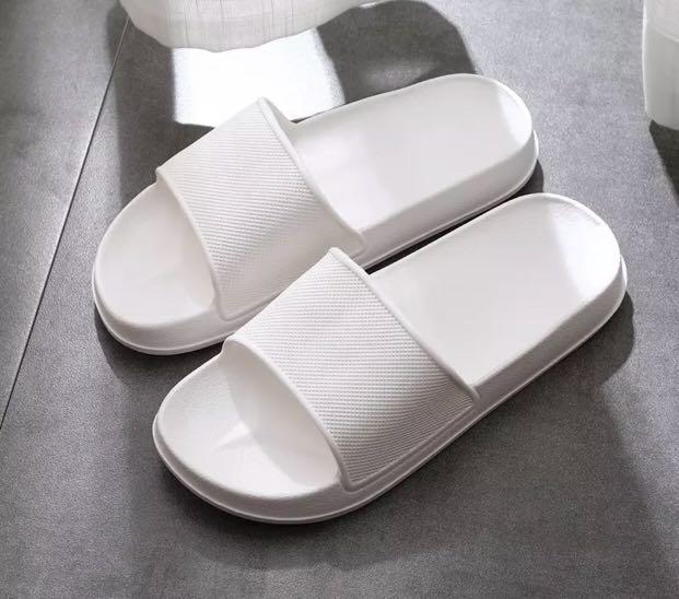 soft bathroom slippers