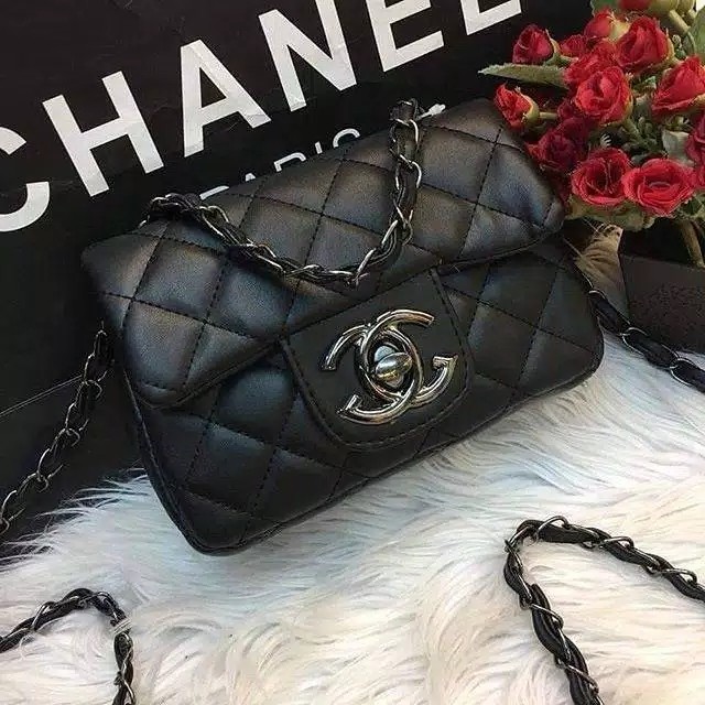 Tas sling hotsell bag chanel