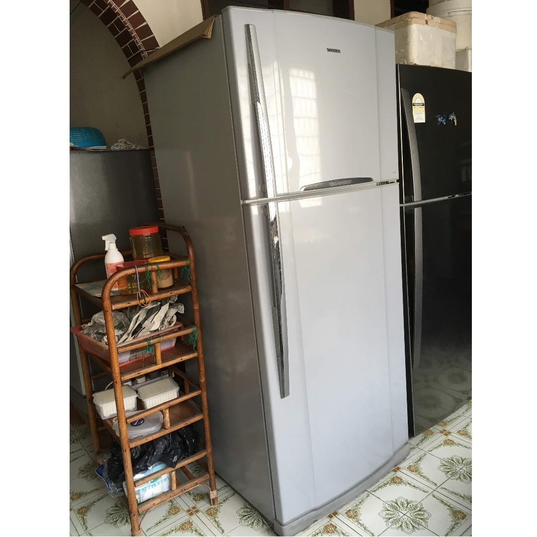 Toshiba 710l fridge hot sale