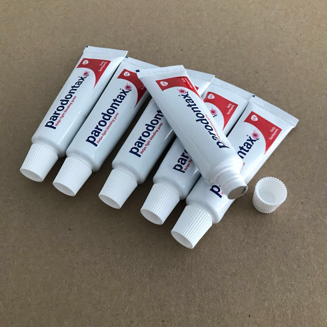 Raar Hijgend opleiding 5 tubes travel size) Parodontax Daily Toothpaste 25ML @sunwalker, Health &  Nutrition, Health Supplements, Health Food, Drinks & Tonics on Carousell