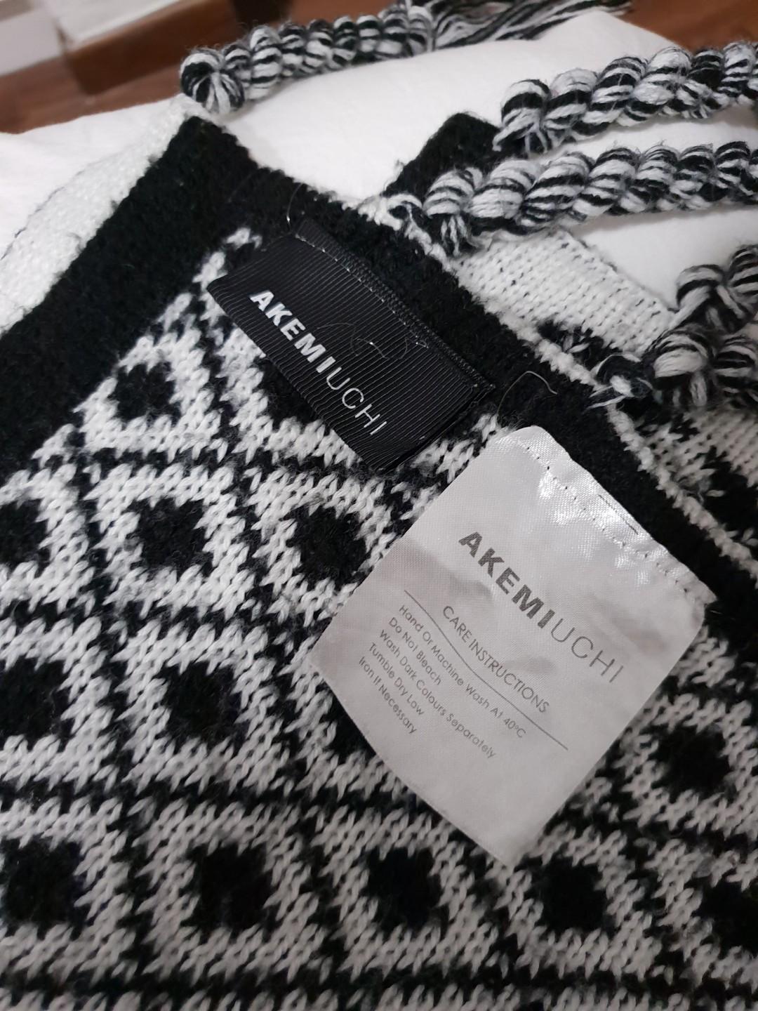 AKEMI UCHI Bed and Sofa blanket / throw, Furniture & Home Living