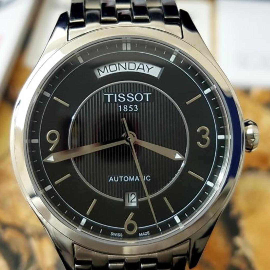 T0384301105700 store