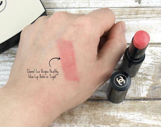 Chanel les beiges healthy glow lip balm LIGHT, 美容＆個人護理, 健康及美容- 皮膚護理, 化妝品-  Carousell