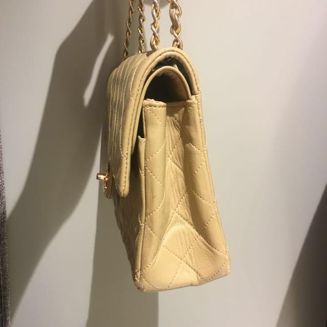 Chanel Vintage Classic Flap 2.55 Bag in Beige with Gold hardware , Luxury,  Bags & Wallets on Carousell