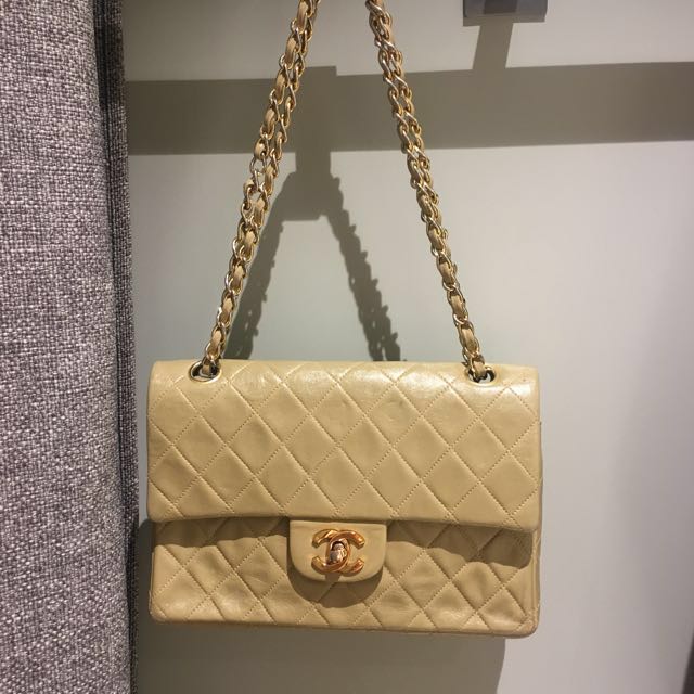 Vintage chanel 2.55 outlet