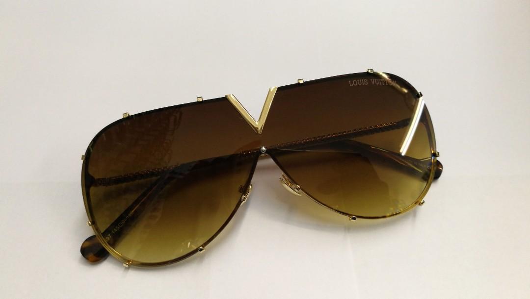 Louis Vuitton Drive Sunglasses, Women's Fashion, Watches & Accessories