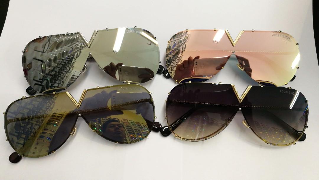 Louis Vuitton Drive Sunglasses, Women's Fashion, Watches