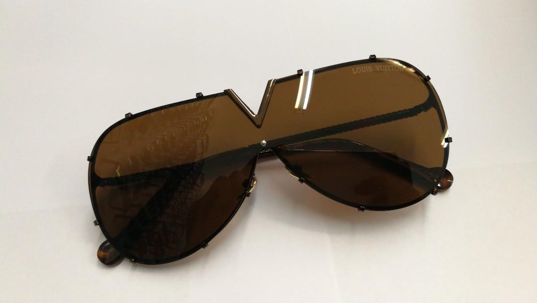 Louis Vuitton Drive Sunglasses, Women's Fashion, Watches & Accessories