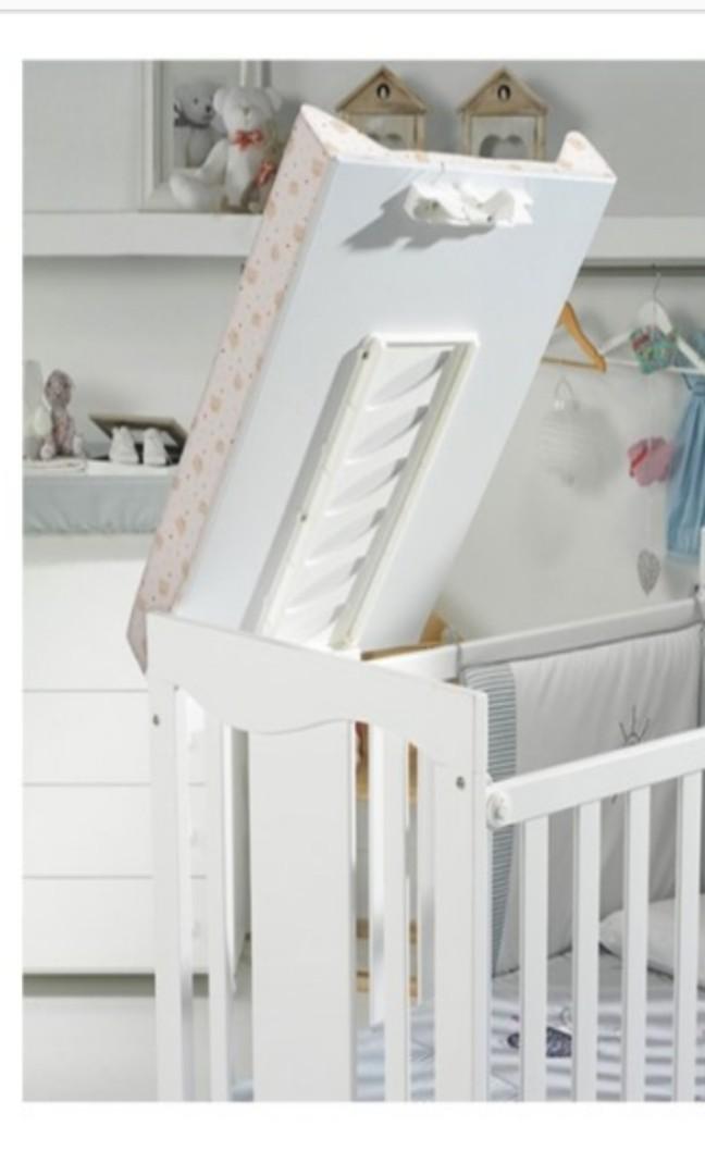 baby changing board