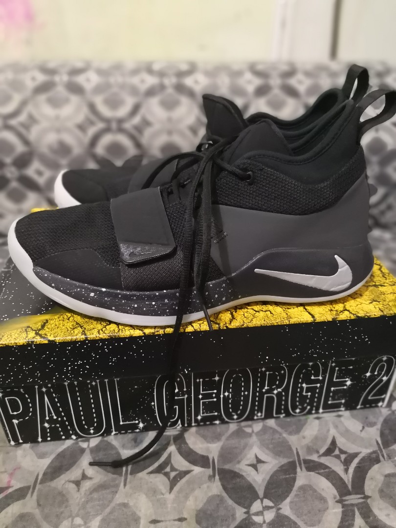 pg2 5 shoes