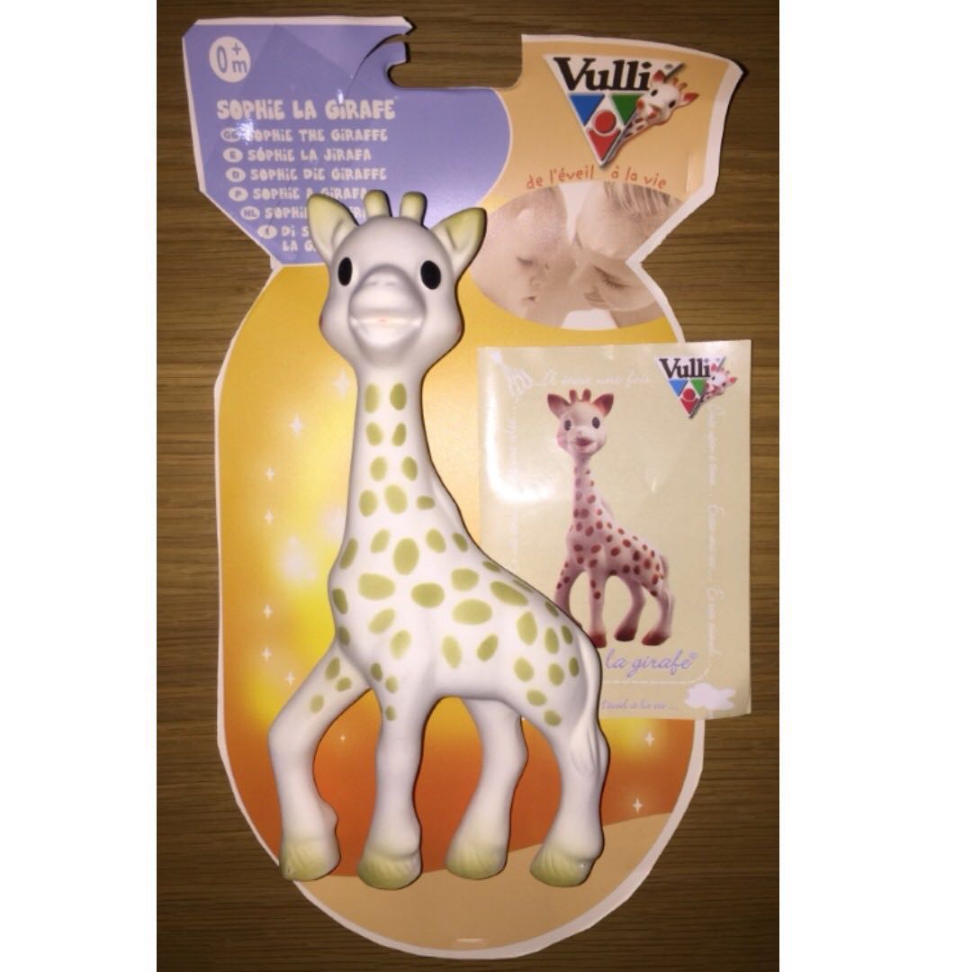 vulli sophie the giraffe