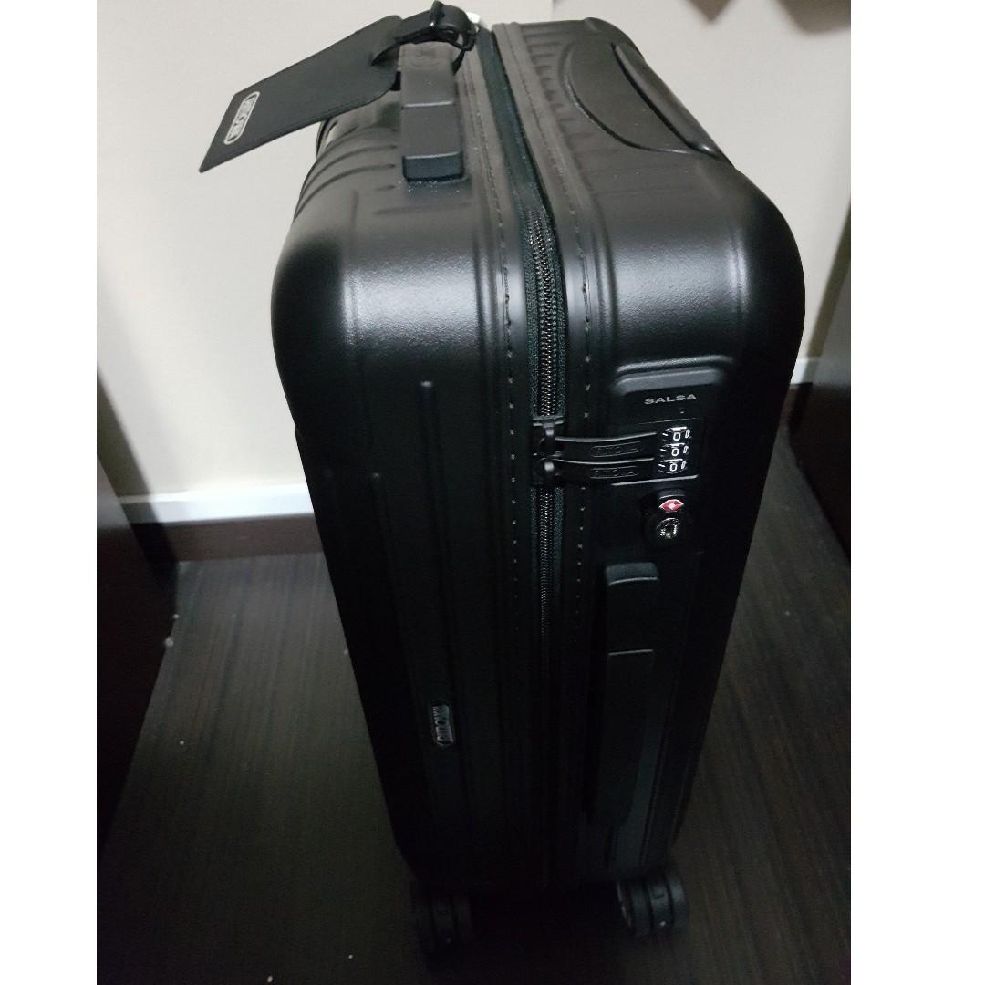 rimowa salsa 32l