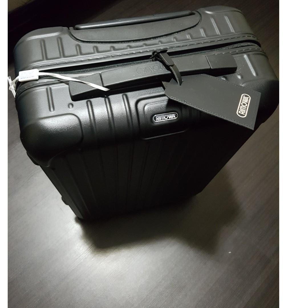 Rimowa Salsa 32L Matt Black