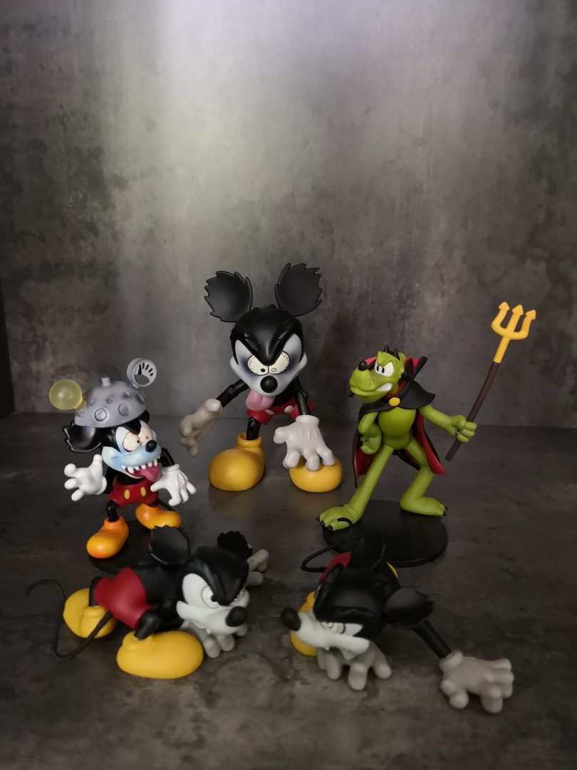 Runaway Brain Mickey Mouse set Hobbies Toys Toys Games on