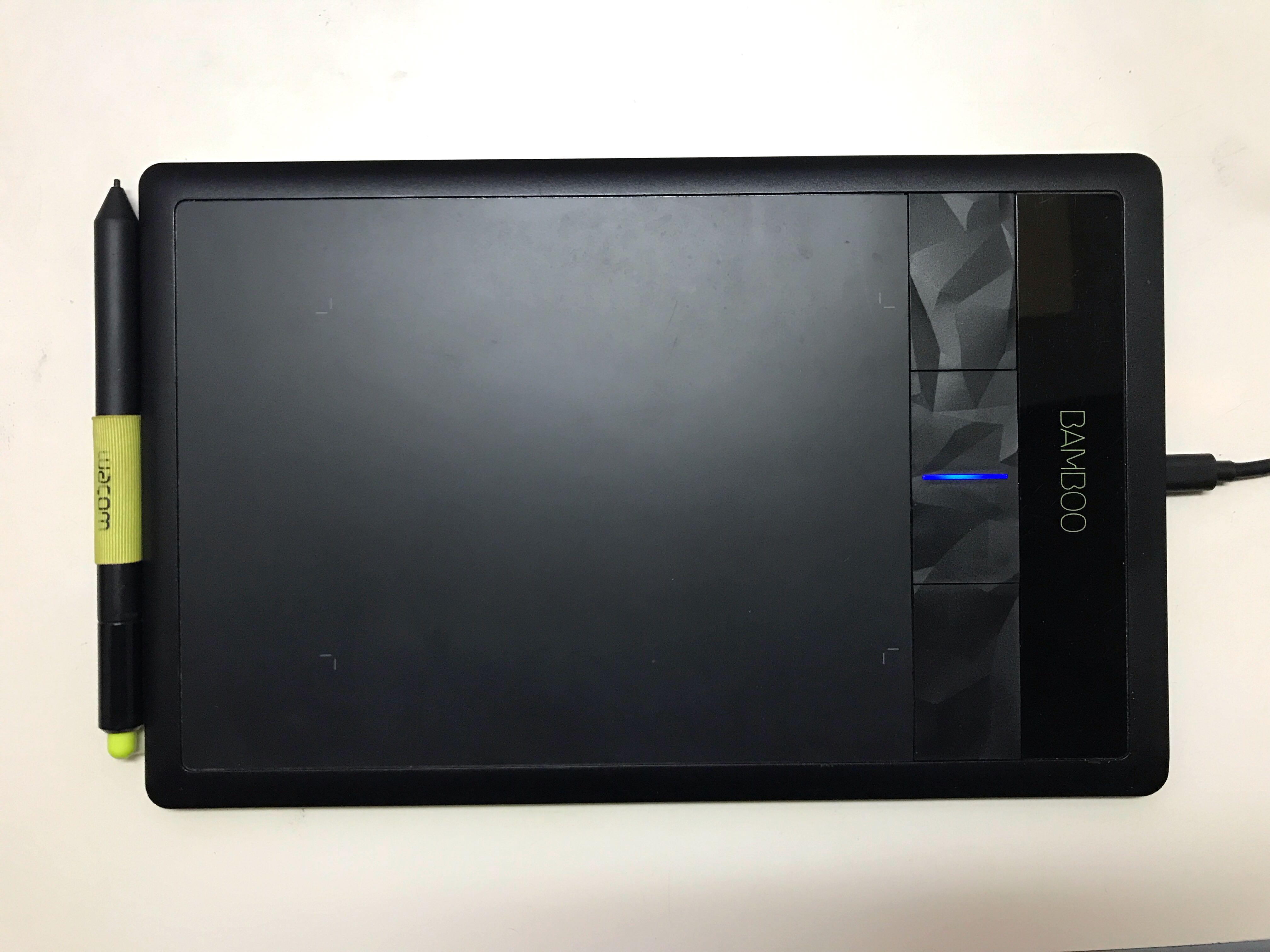 Wacom store cth 470
