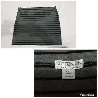 Cotton On black stripe