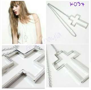 (Kategori: ) berada di . Dikirim oleh onties.closet (ID iklan 196661689, Gambar 1). Deskripsi: .