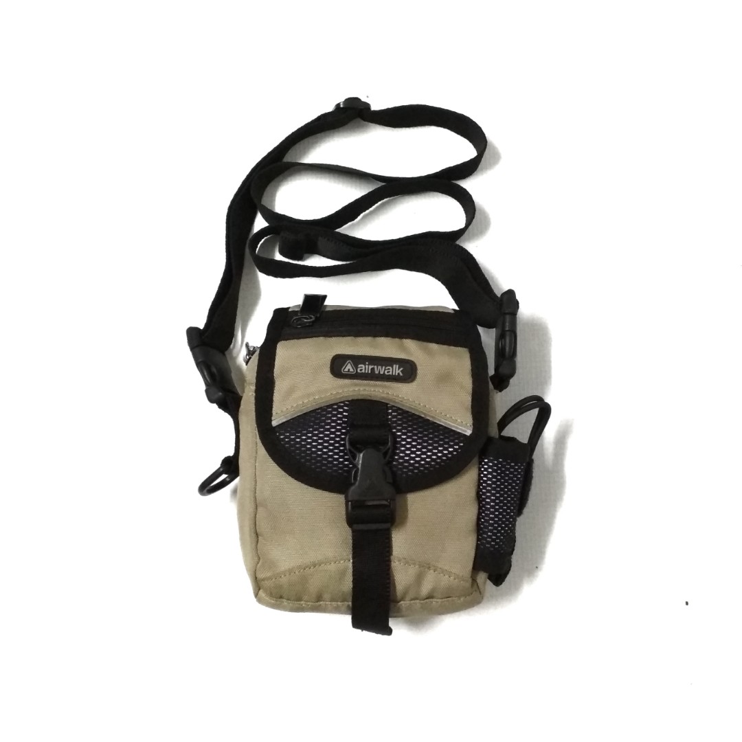 airwalk sling bag price