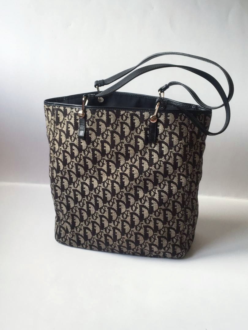 dior monogram tote