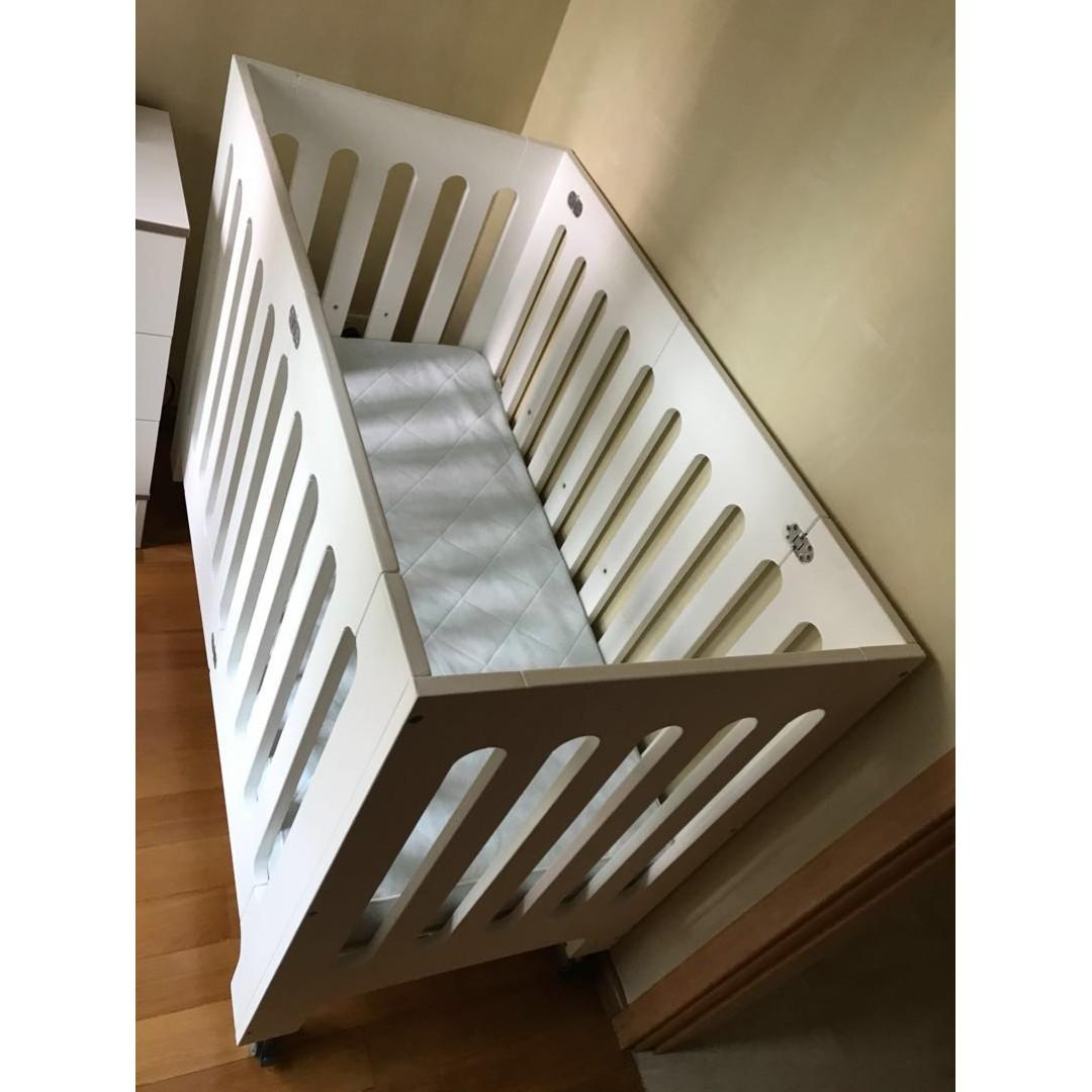 Bloom Alma Papa Foldable Crib Cot With Vyssa Mattress Babies