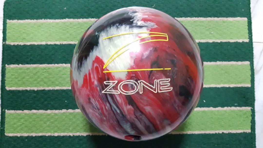 Brunswick Z Zone Bowling Ball (10/11 pounds), Sports Equipment, Sports & Games, Billiards