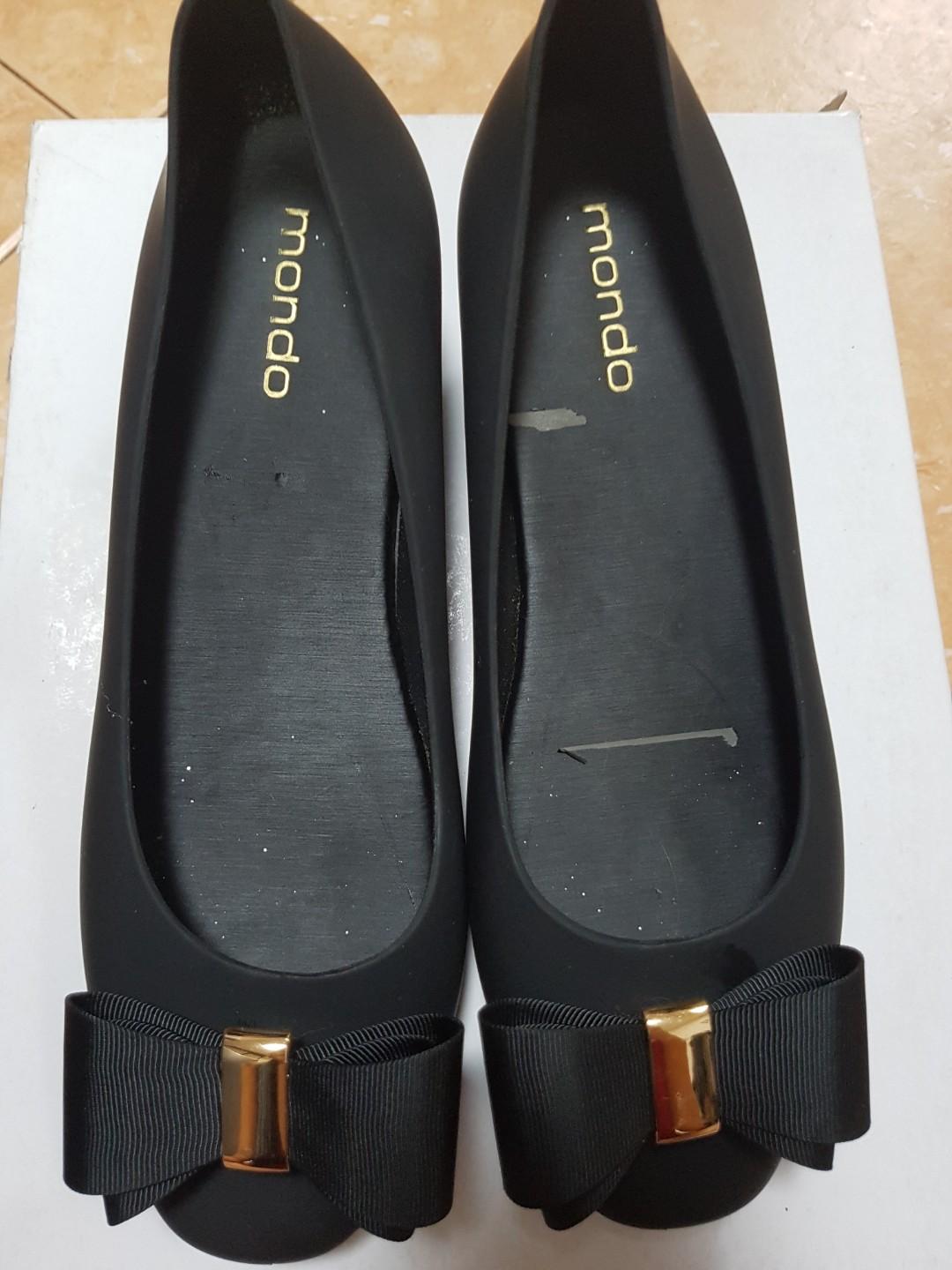 Mondo jelly shoes top