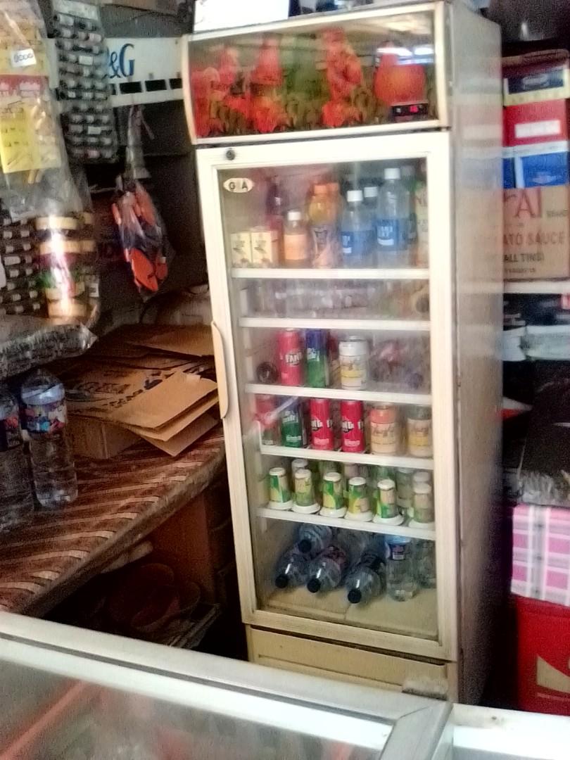 kulkas freezer pintu kaca merk gea