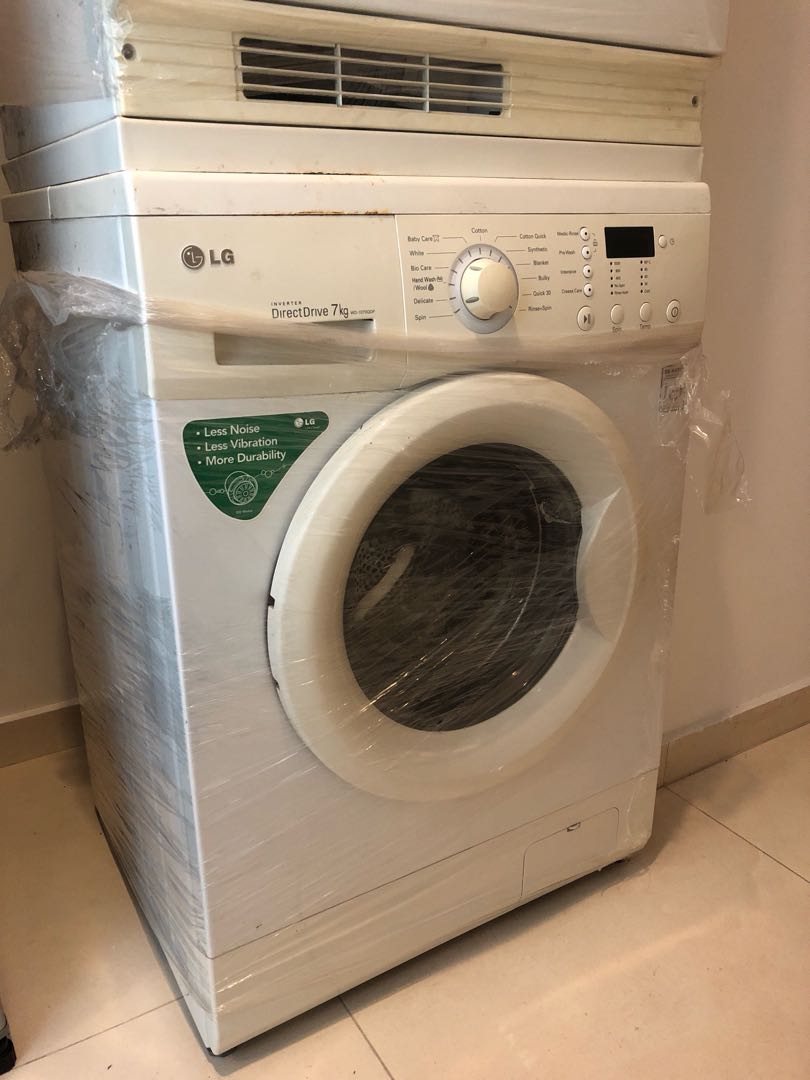 LG washing machine (model WD1070QDP), TV & Home Appliances, Washing Machines and Dryers on