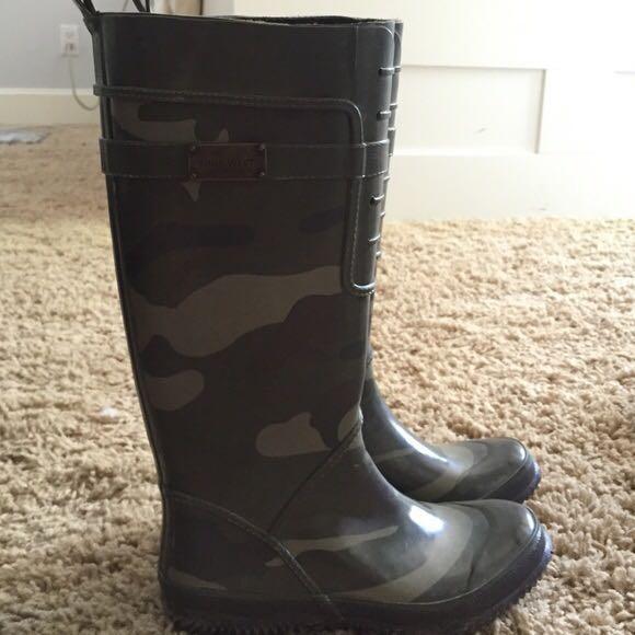 nine west rain boots