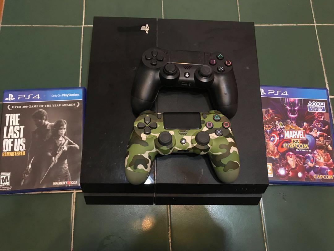 ps4 with 2 controllers price