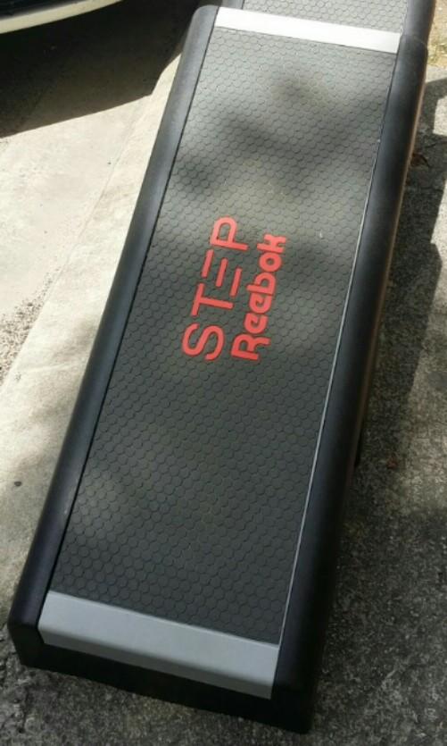 Reebok step board, Sports Equipment, Exercise & Fitness, Cardio & Fitness  Machines on Carousell