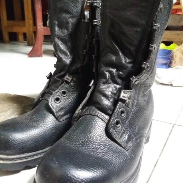 Sepatu Boot Tentara Fesyen Pria Sepatu Sepatu Boot Di Carousell