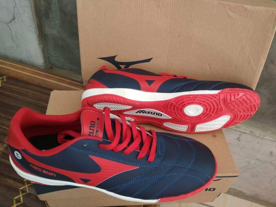 78 Gambar Sepatu Futsal Mizuno Terlihat Keren 78 Gambar Sepatu Futsal Mizuno Terlihat Keren