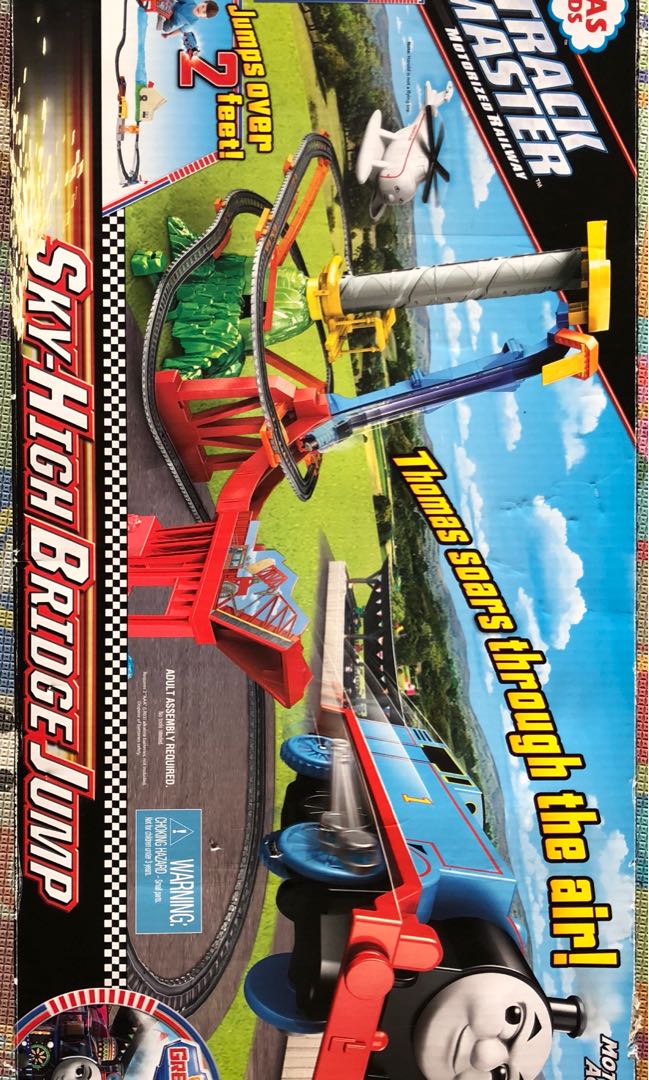 thomas and friends trackmaster motorized railway sky high bridge jump