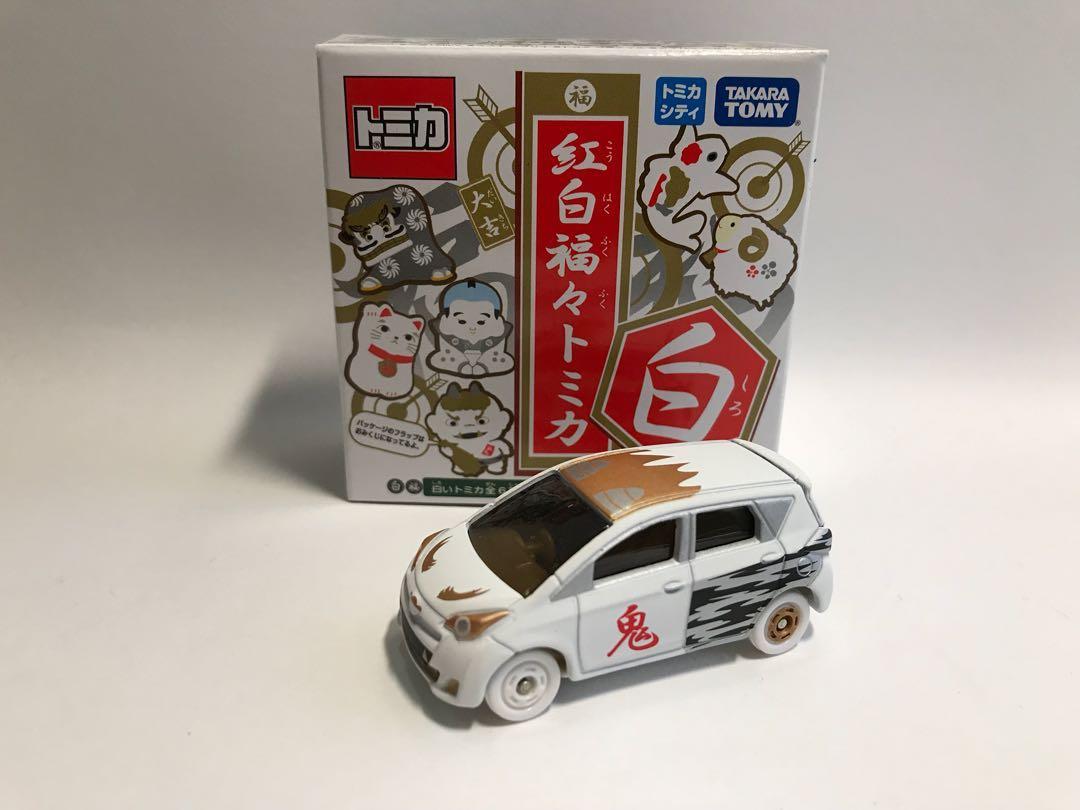 tomica toyota ractis