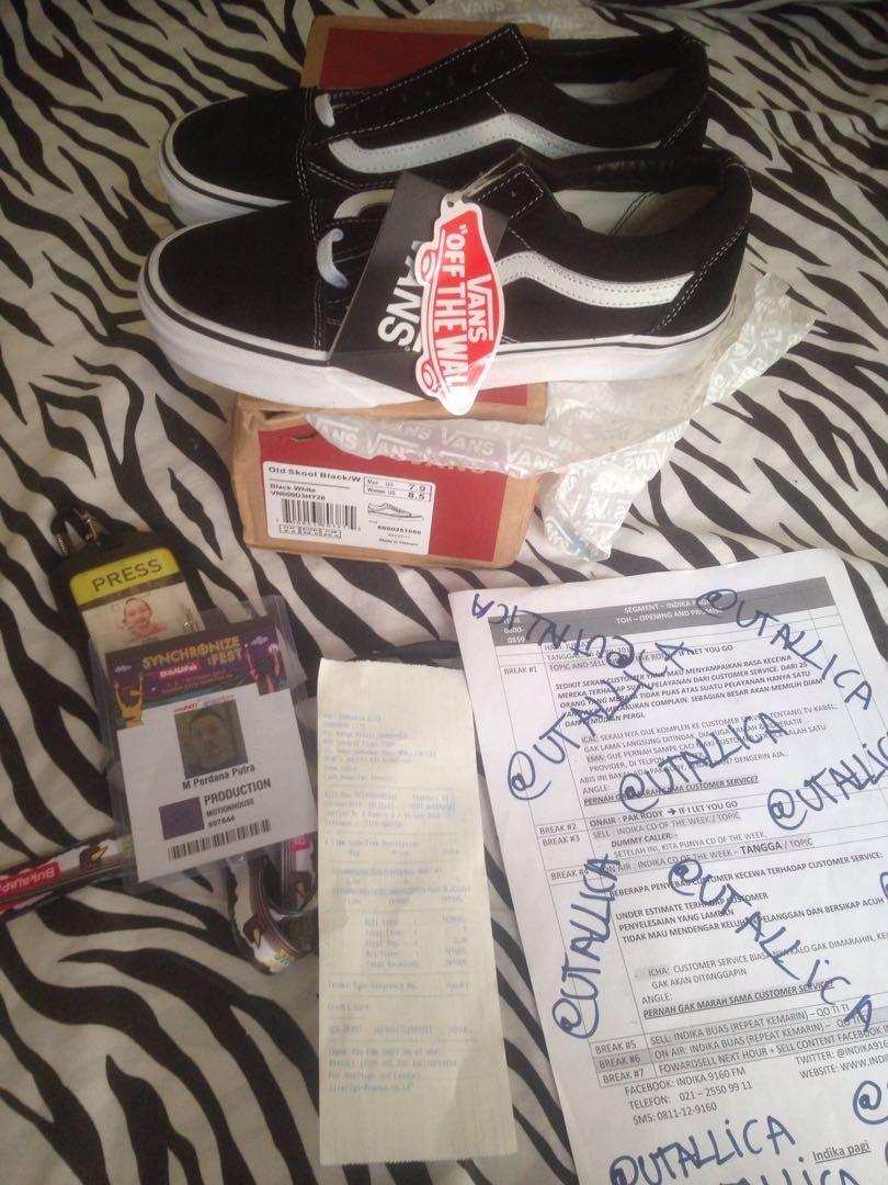 vans store bsd