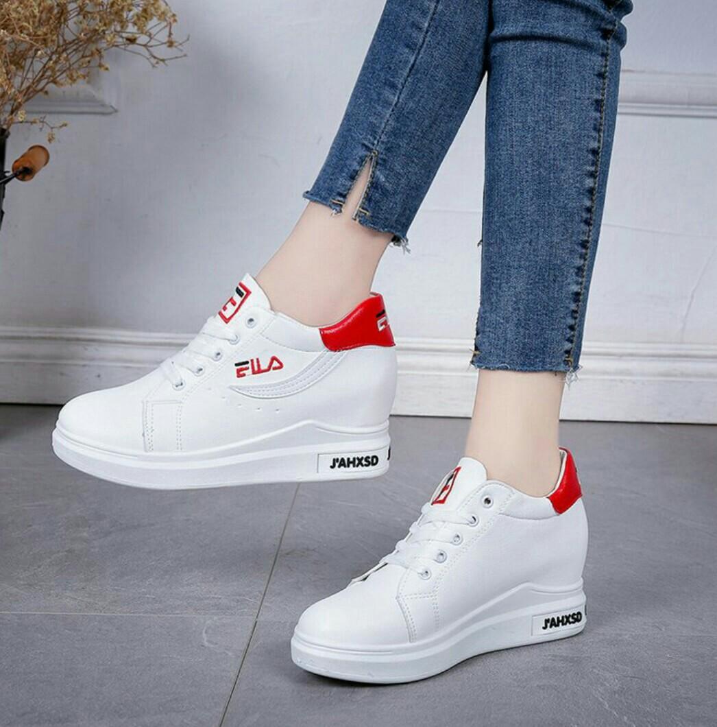 White sneaker clearance wedges
